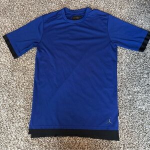 Air Jordan Men’s Large Knit Training Basketball Warm-up Shirt Black and Blue